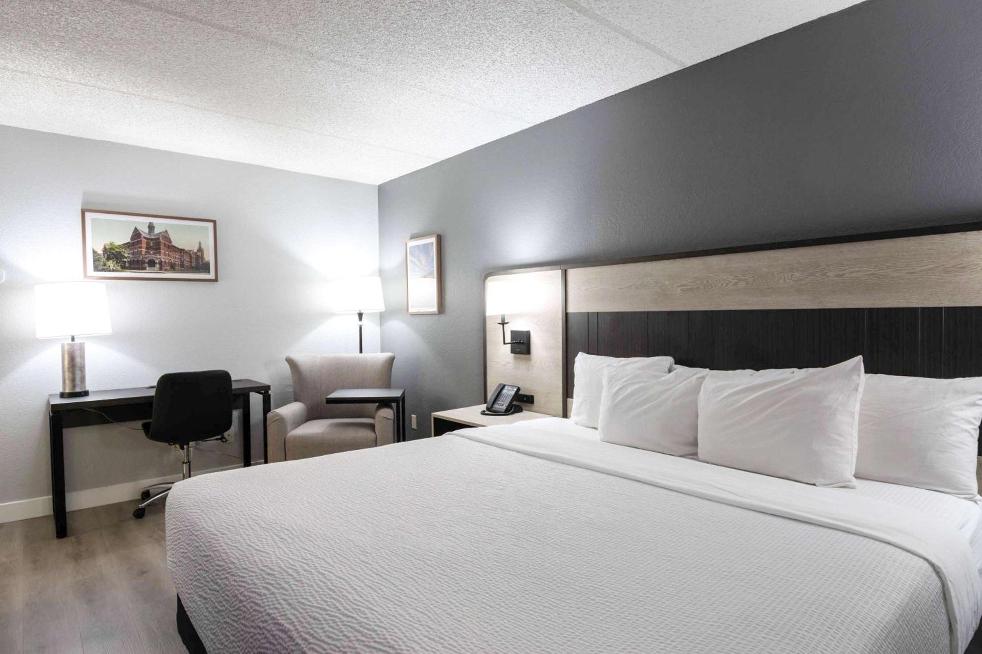 La Quinta Inn By Wyndham סטוקטון מראה חיצוני תמונה