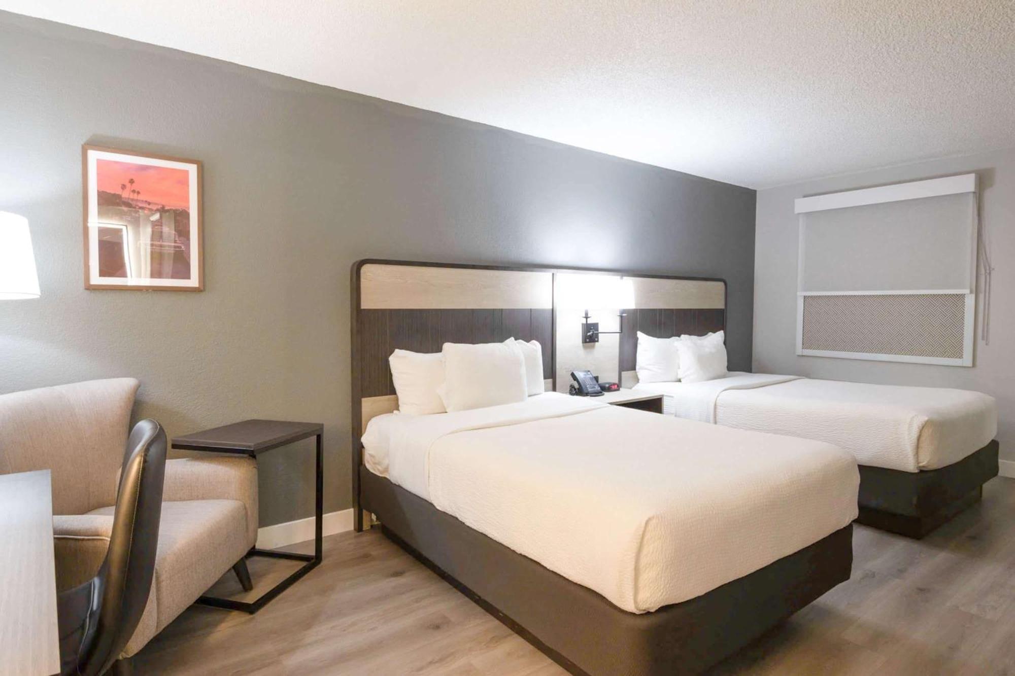 La Quinta Inn By Wyndham סטוקטון מראה חיצוני תמונה