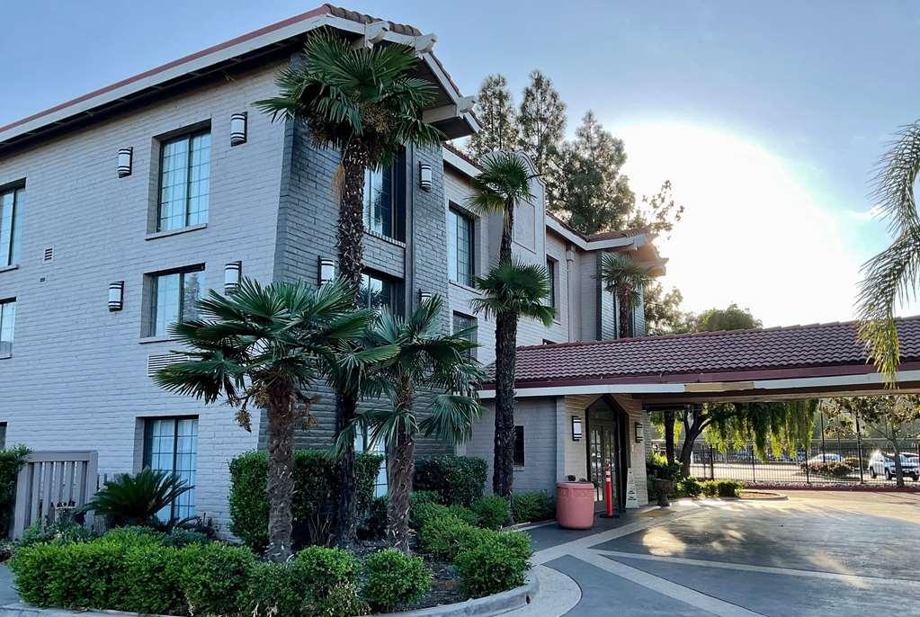 La Quinta Inn By Wyndham סטוקטון מראה חיצוני תמונה