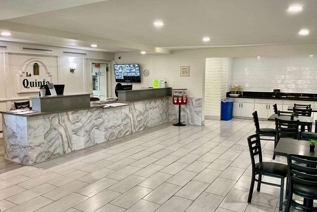 La Quinta Inn By Wyndham סטוקטון מראה פנימי תמונה