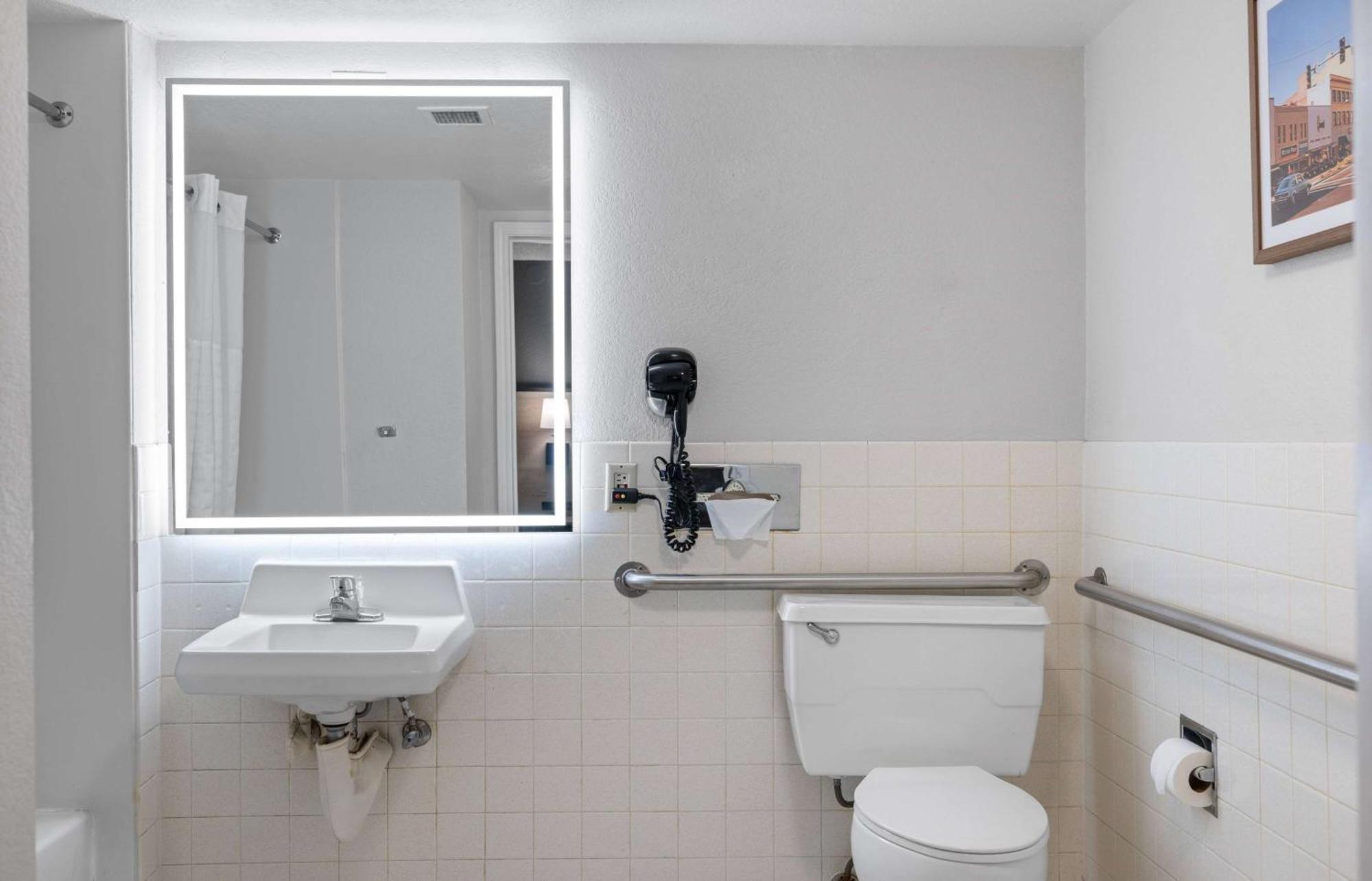 La Quinta Inn By Wyndham סטוקטון מראה חיצוני תמונה