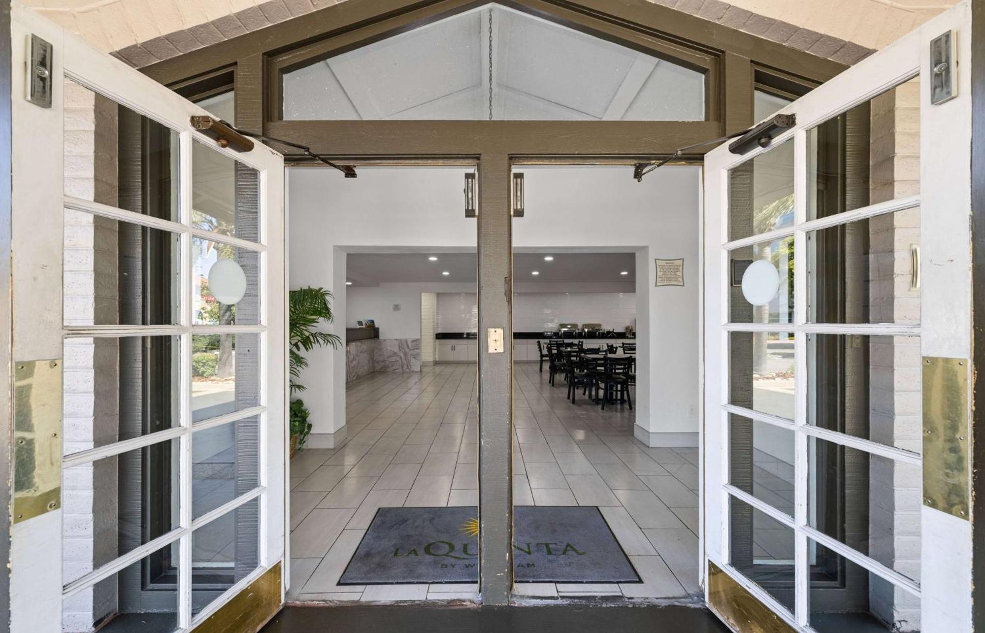La Quinta Inn By Wyndham סטוקטון מראה חיצוני תמונה